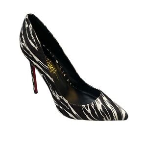 Taylor Says: Black and White Bones 👠 Pony Hair Leather Pump